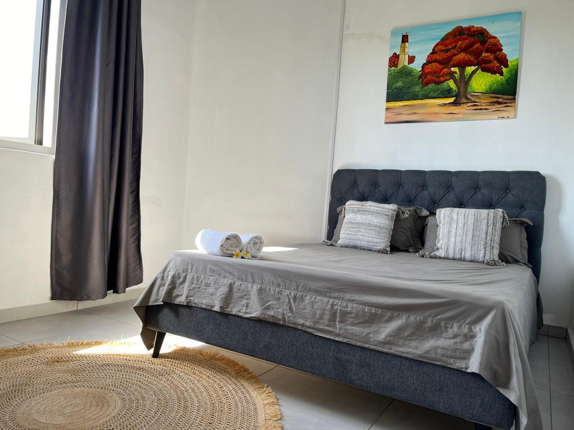 Cosy 2 Bedrooms Apts In Pereybere -Seasons Break Apartment Pereybere Beach Exterior foto
